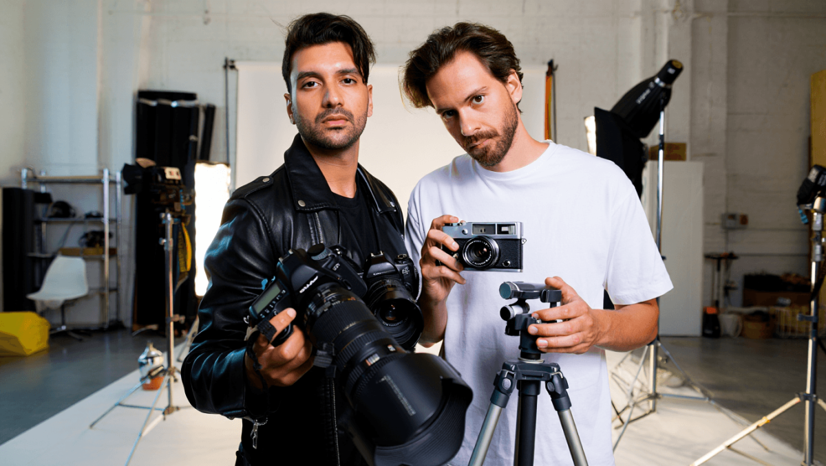 Fotografie zwischen Technik Wahnsinn und Reduktion. Titelbild: KI generiert f&uuml;r *fotowissen.