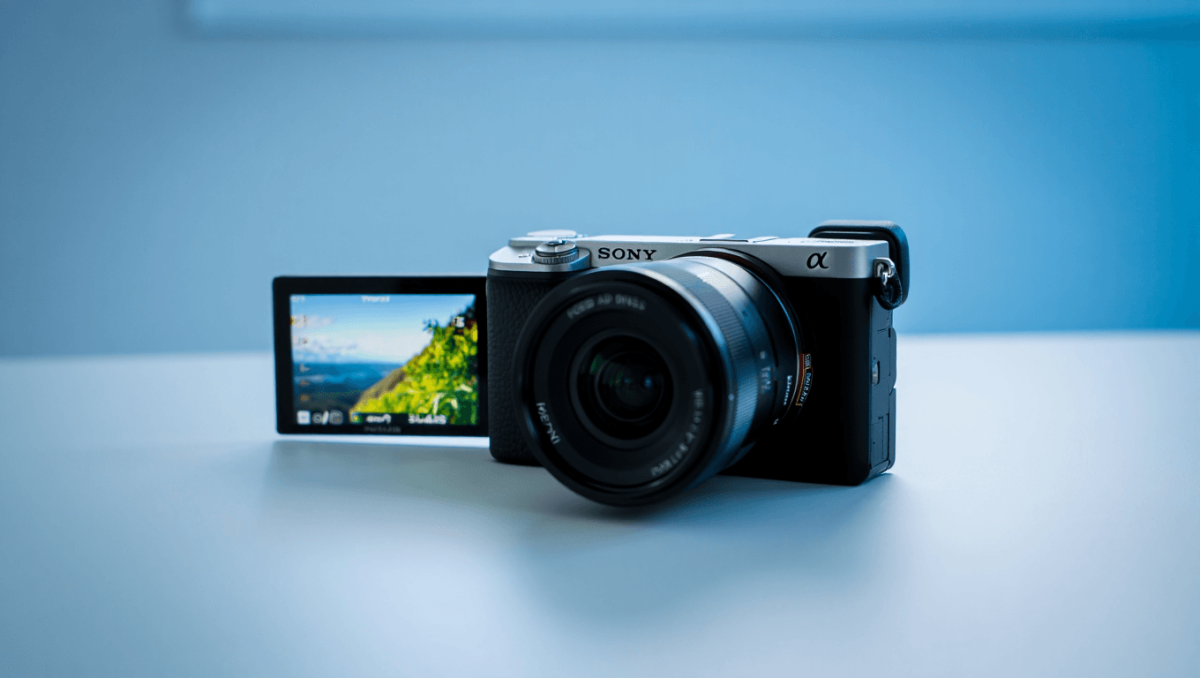 Sony soll an sparsamerem Display für Alpha-Kameras arbeiten