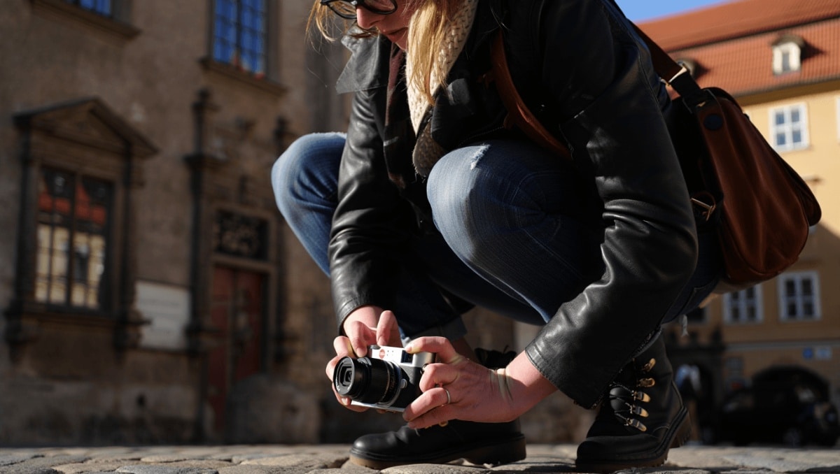 Rollei bringt 28-mm-Pancake für L-Mount: Kompaktes Vollformatobjektiv mit Autofokus

