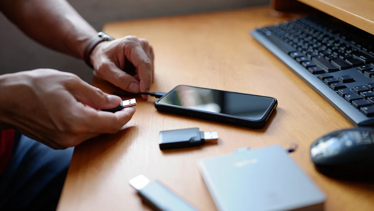 Android-Handy per USB als Mini-PC nutzbar: einfacher Weg zum mobilen Desktop