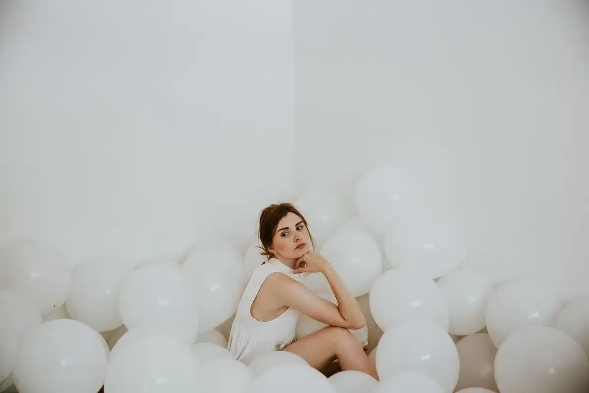 Portrait mit Negativraum und asymmetrischer Komposition